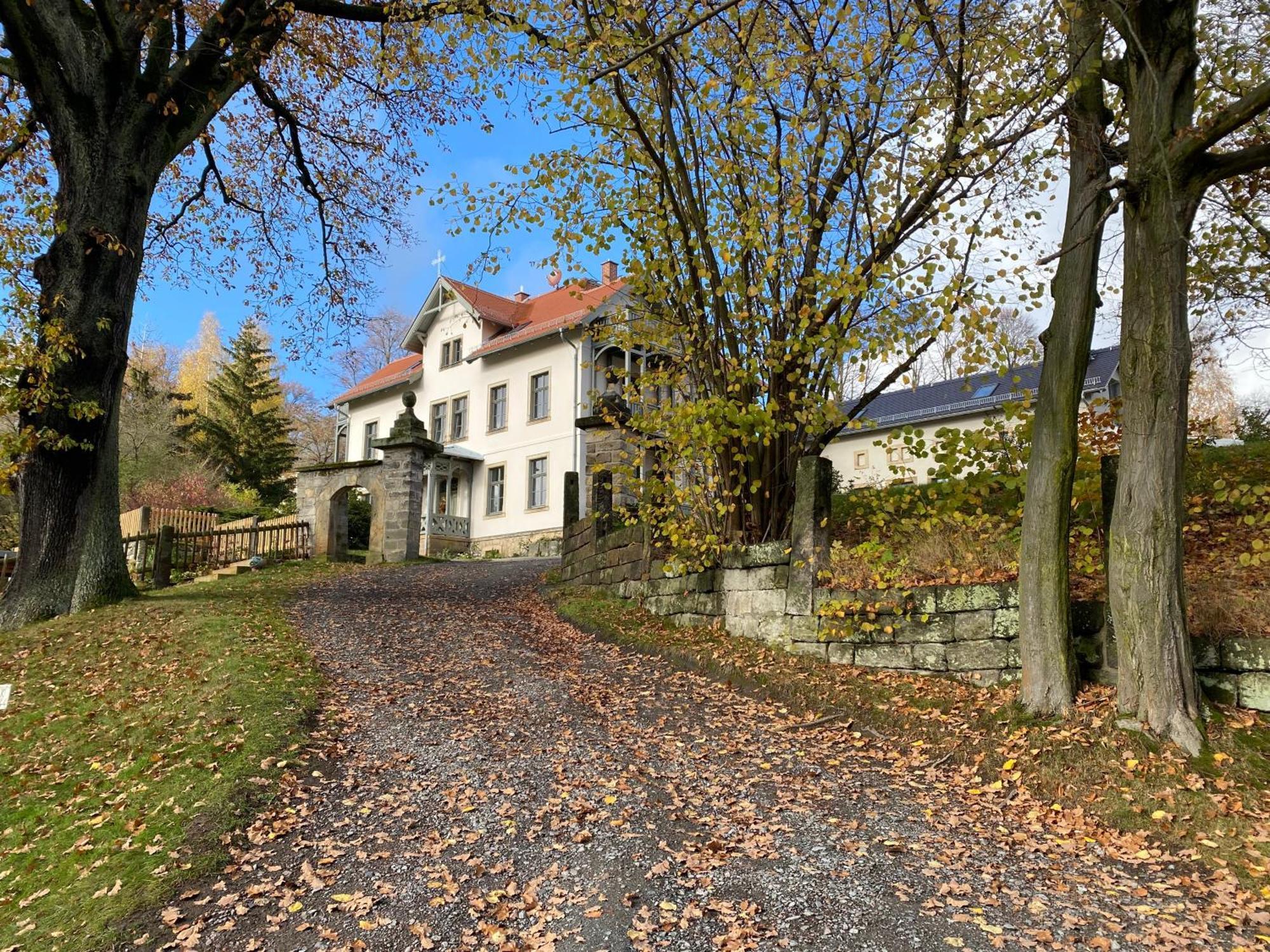דירות Papstdorf Altes Pfarrhaus מראה חיצוני תמונה